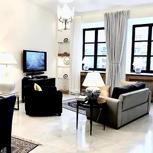 Mondrian Luxury & Market Square Iv Poland